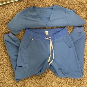 Figs scrubs set blue size medium
